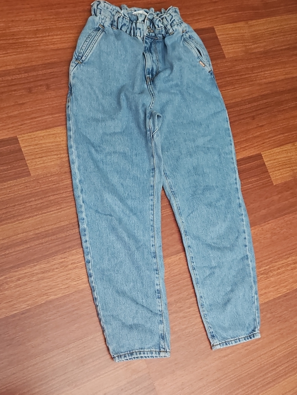ZARA Paperbag Baggy Jeans Elastic Waist Lighf Wash, Size 0